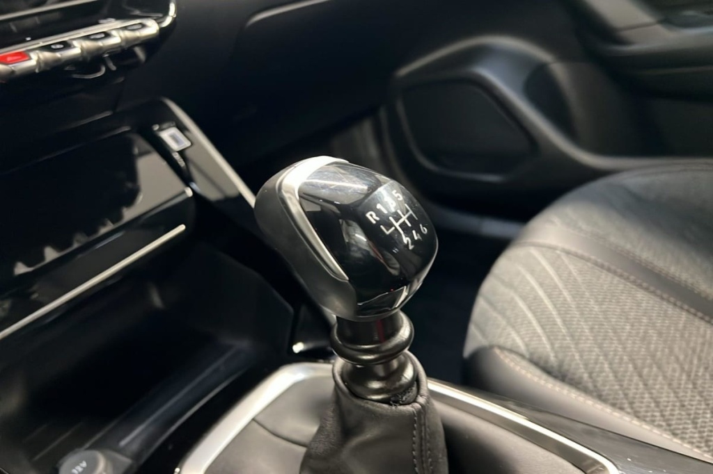 PEUGEOT 2008 100 S S BVM6 Allure - ref: 1-371278 - Photo 15