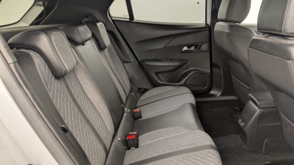 PEUGEOT 2008 100 S S BVM6 Allure - ref: 1-371316 - Photo 10