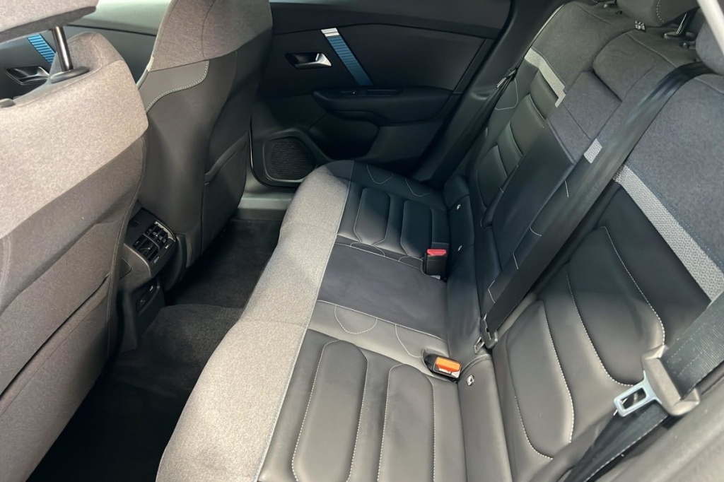 CITROEN E-C4 X 136 CH AUTOMATIQUE SHINE - ref: 1-371327 - Photo 10