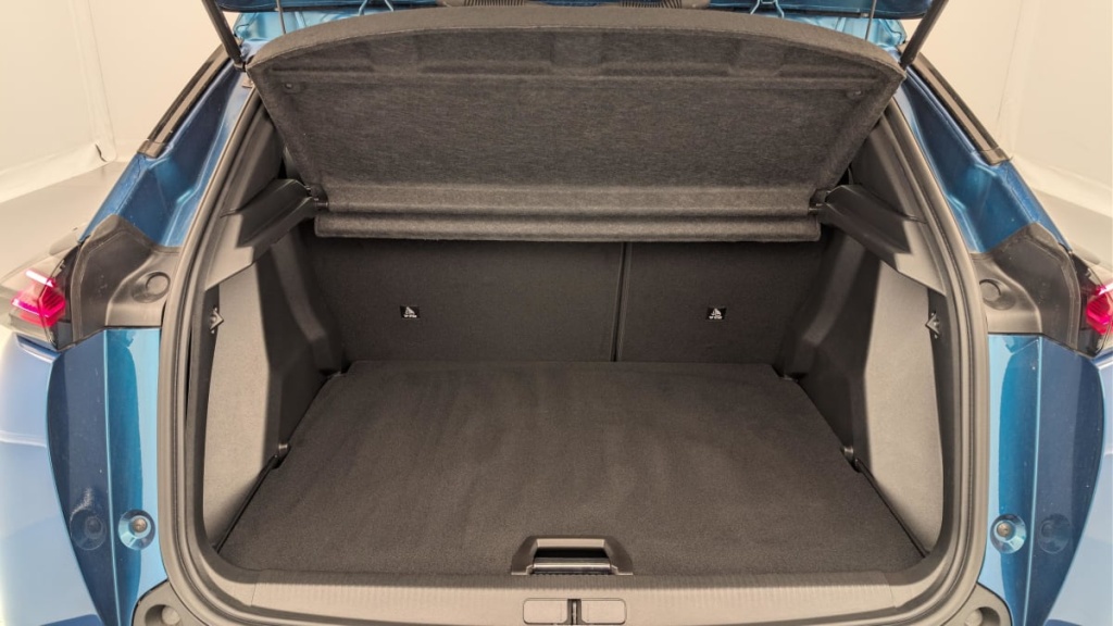 PEUGEOT 2008 Hybrid 145 e-DCS6 Allure - ref: 1-371329 - Photo 11