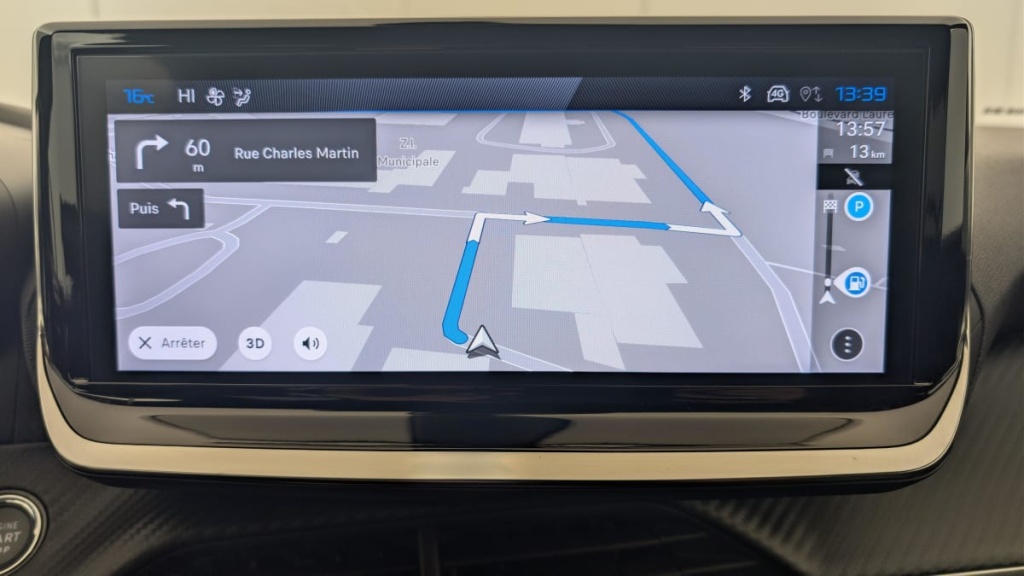 PEUGEOT 2008 Hybrid 145 e-DCS6 Allure - ref: 1-371344 - Photo 17