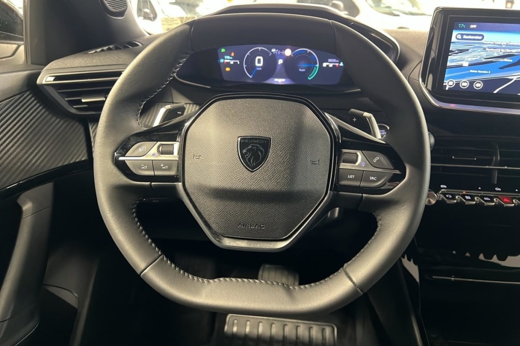 PEUGEOT 2008 Hybrid 145 e-DCS6 Allure - ref: 1-371417 - Photo 14