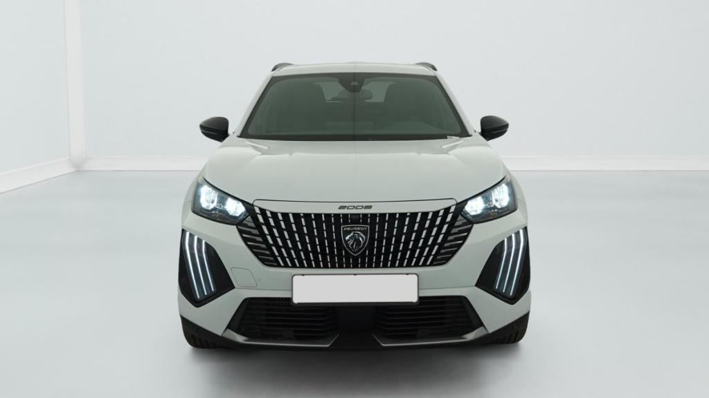 PEUGEOT 2008 Hybrid 145 e-DCS6 Allure - ref: 1-371433 - Photo 2