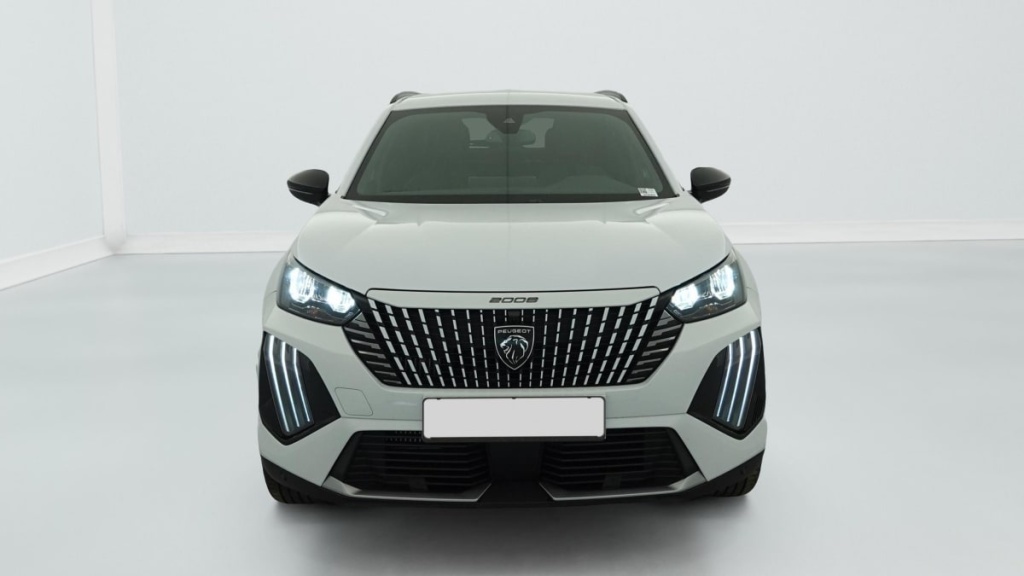 PEUGEOT 2008 Hybrid 145 e-DCS6 Allure - ref: 1-371441 - Photo 2