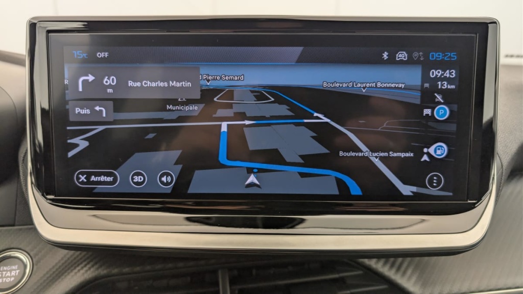 PEUGEOT 2008 Hybrid 145 e-DCS6 Allure - ref: 1-371649 - Photo 18