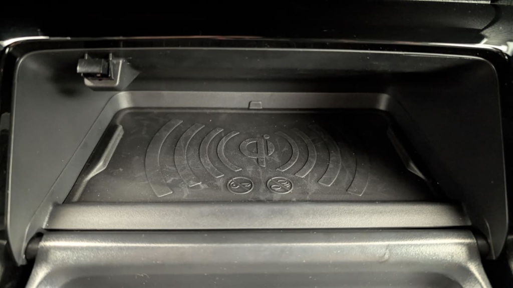 PEUGEOT 2008 Hybrid 145 e-DCS6 Allure - ref: 1-371649 - Photo 20