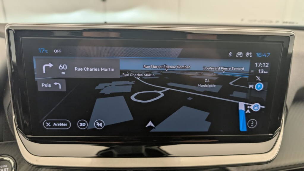 PEUGEOT 2008 Hybrid 145 e-DCS6 Allure - ref: 1-371654 - Photo 18