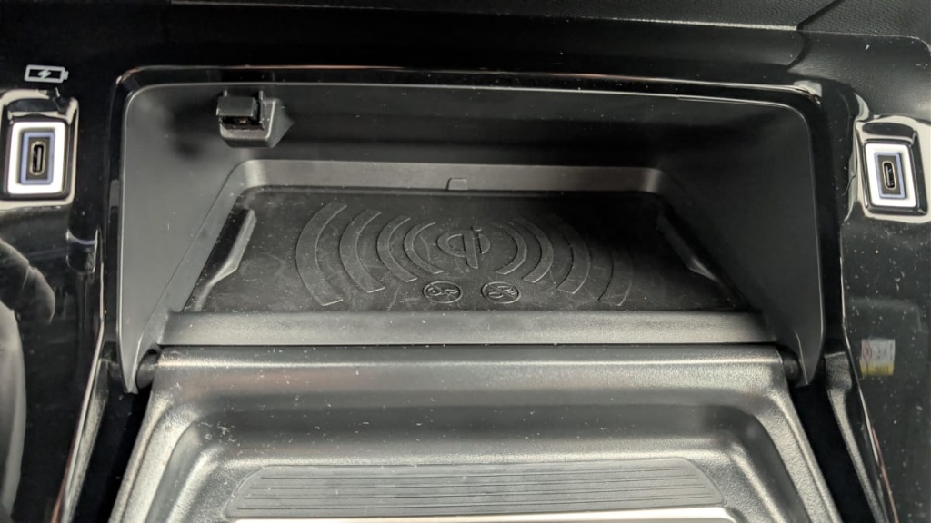 PEUGEOT 2008 Hybrid 145 e-DCS6 Allure - ref: 1-371654 - Photo 20