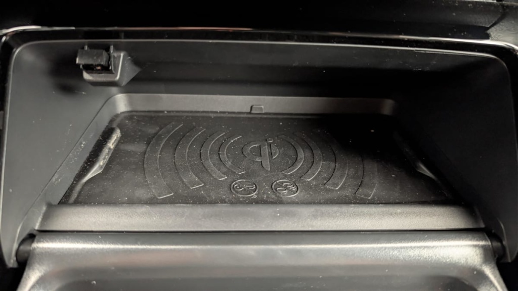 PEUGEOT 2008 Hybrid 145 e-DCS6 Allure - ref: 1-371742 - Photo 20