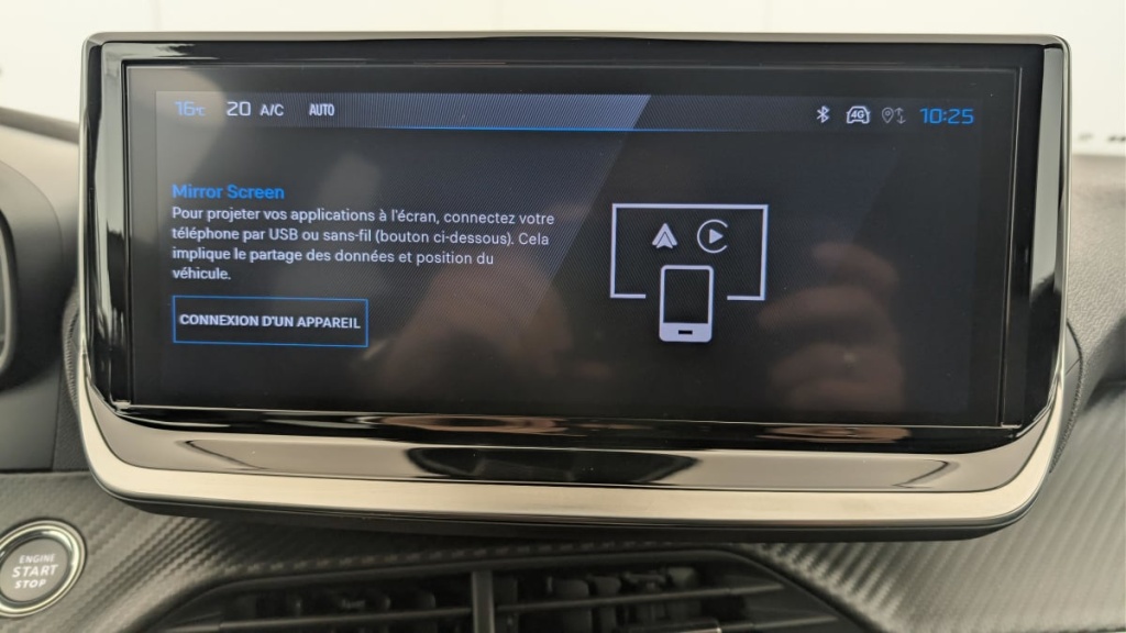 PEUGEOT 2008 Hybrid 145 e-DCS6 Allure - ref: 1-371763 - Photo 18