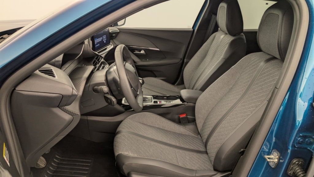 PEUGEOT 2008 100 S S BVM6 Allure - ref: 1-371818 - Photo 16