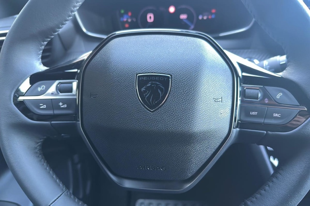 PEUGEOT 2008 100 S S BVM6 Allure - ref: 1-371841 - Photo 15