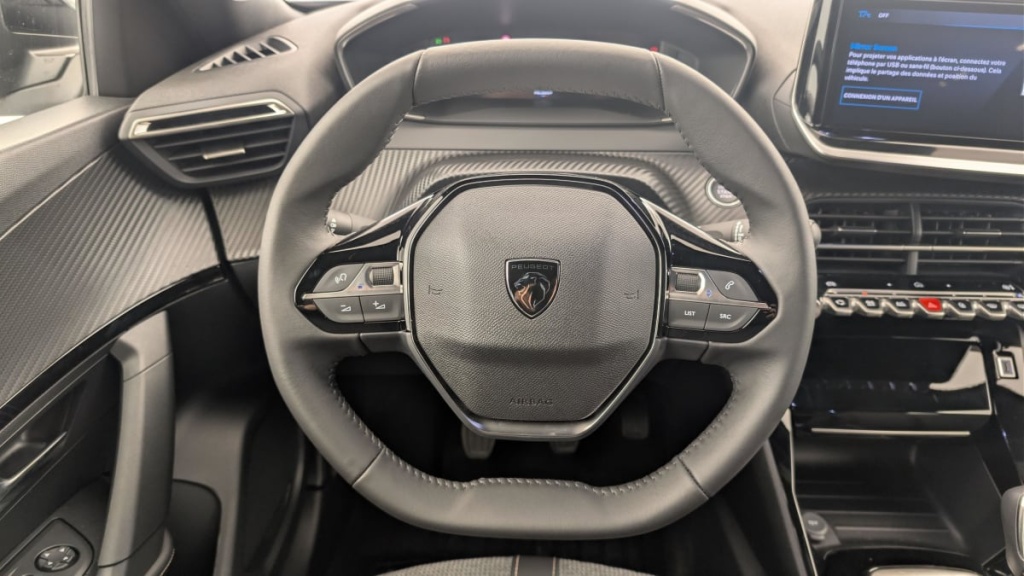 PEUGEOT 2008 100 S S BVM6 Allure - ref: 1-371844 - Photo 14