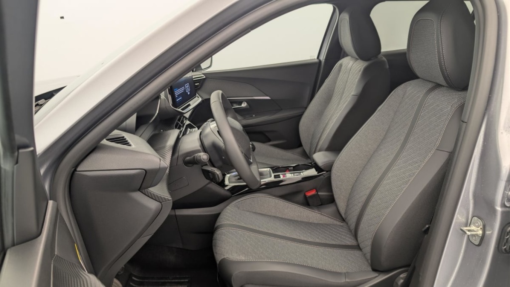 PEUGEOT 2008 100 S S BVM6 Allure - ref: 1-371844 - Photo 16