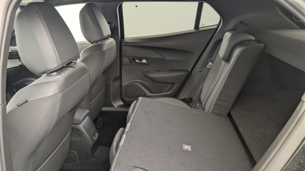 PEUGEOT 2008 100 S S BVM6 Allure - ref: 1-371852 - Photo 12