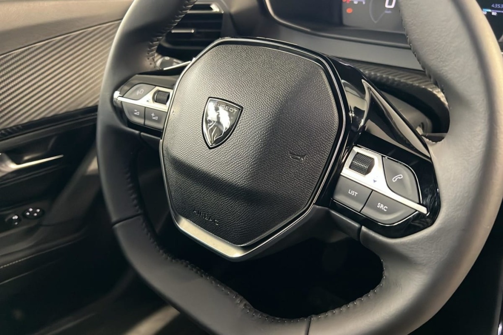 PEUGEOT 2008 100 S S BVM6 Allure - ref: 1-371863 - Photo 15