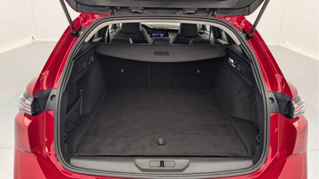 PEUGEOT 308 SW Hybrid 145 e-DCS6 Allure - ref: 1-371903 - Photo 11