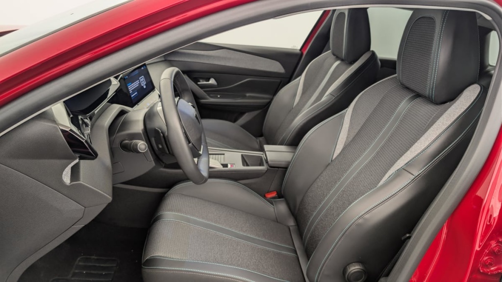 PEUGEOT 308 SW Hybrid 145 e-DCS6 Allure - ref: 1-371905 - Photo 16