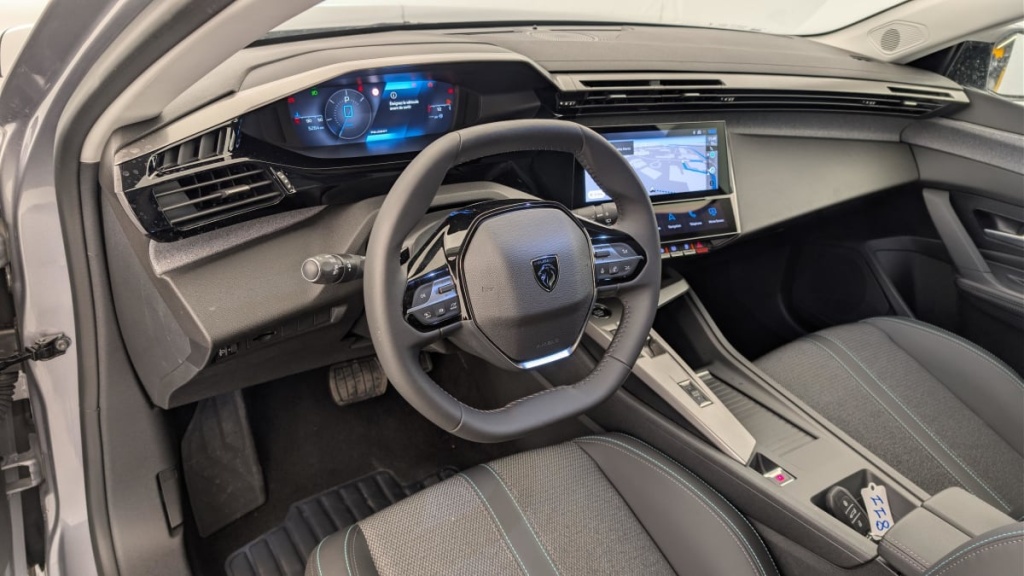 PEUGEOT 308 SW Hybrid 145 e-DCS6 Allure - ref: 1-371932 - Photo 15