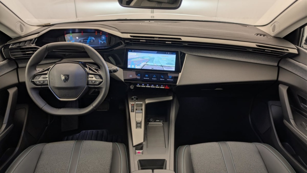 PEUGEOT 308 SW Hybrid 145 e-DCS6 Allure - ref: 1-371944 - Photo 13