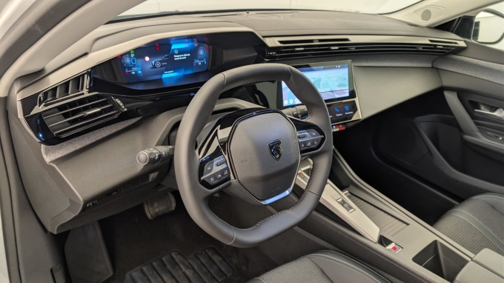 PEUGEOT 308 SW Hybrid 145 e-DCS6 Allure - ref: 1-371944 - Photo 15