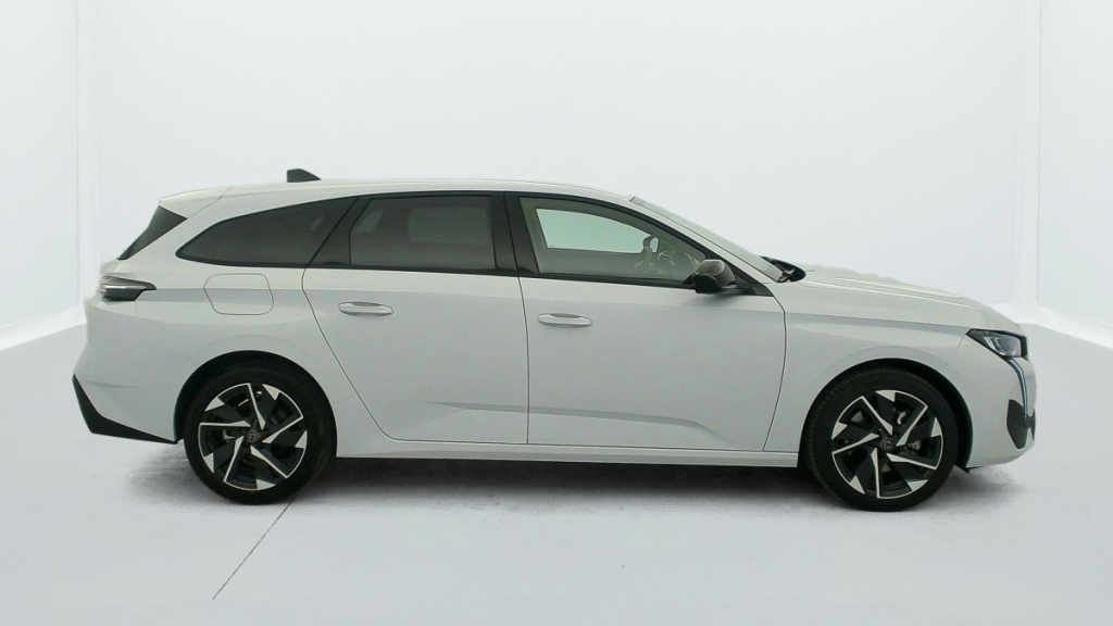 PEUGEOT 308 SW Hybrid 145 e-DCS6 Allure - ref: 1-371944 - Photo 8