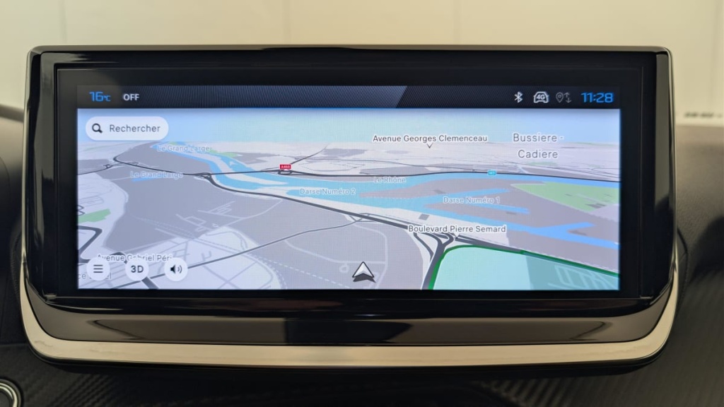 PEUGEOT 2008 100 S S BVM6 Allure - ref: 1-371982 - Photo 18