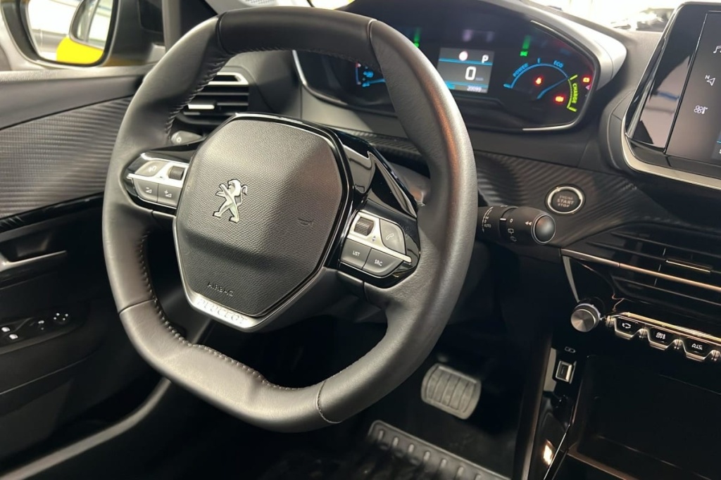 PEUGEOT 208 50 kWh 136ch Like - ref: 1-371991 - Photo 15