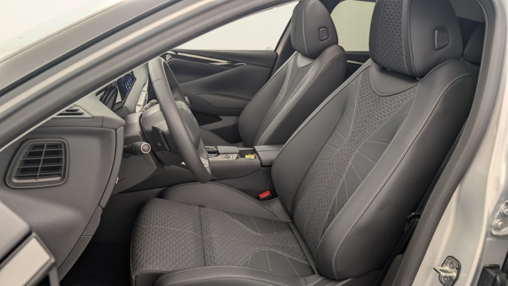 DS DS4 Hybride 136 e-DCT6 Pallas - ref: 1-372054 - Photo 16