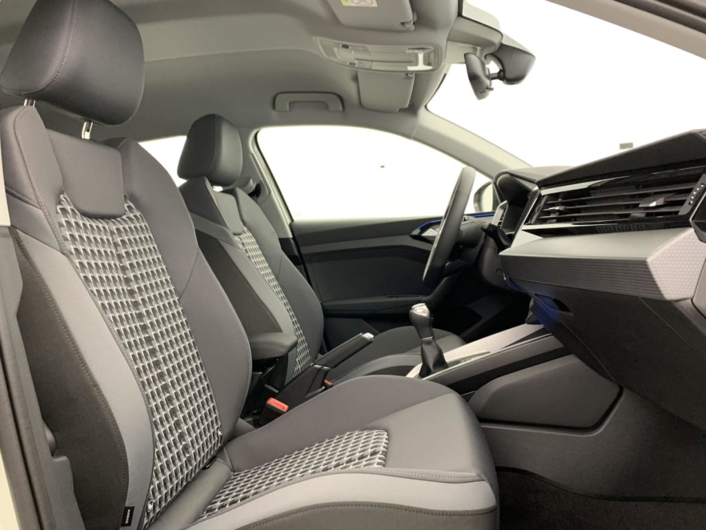 AUDI A1 Sportback 30 TFSI 116 ch BVM6 Design - ref: 1-372150 - Photo 9