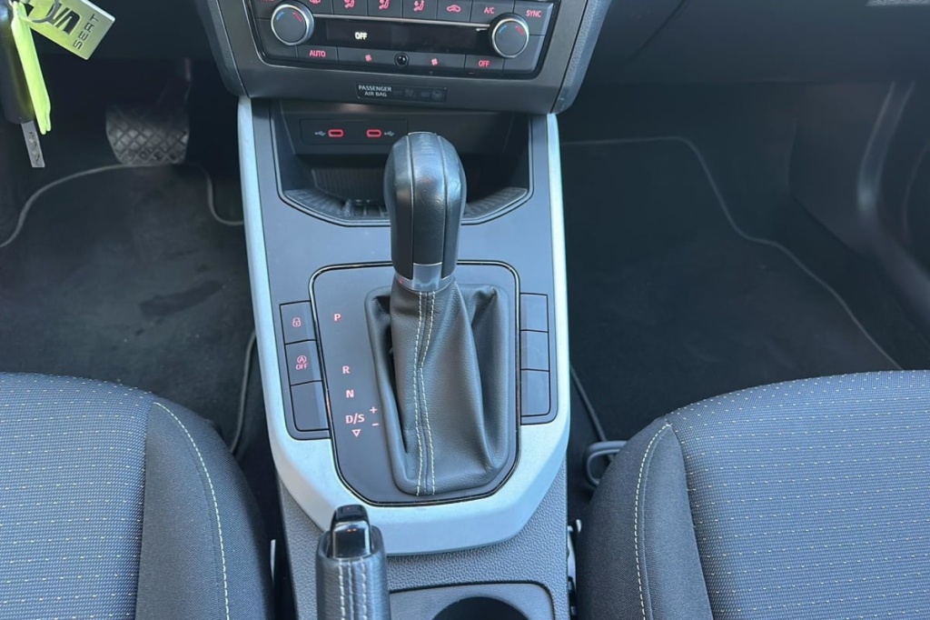 SEAT Arona 1.0 TSI 110 ch Start Stop DSG7 Style Business - ref: 1-372441 - Photo 16