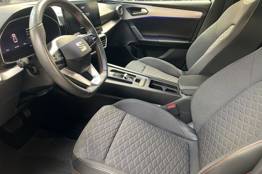 SEAT Leon E-HYBRID 204 CH DSG6 FR - ref: 1-372446 - Photo 9