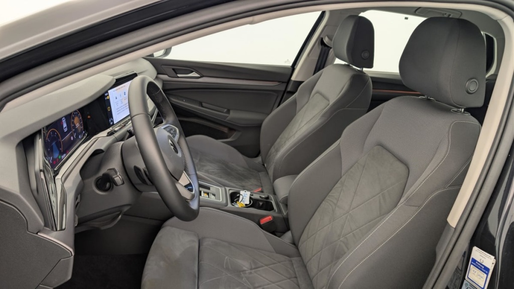 VOLKSWAGEN Golf 2.0 TDI SCR 150 DSG7 STYLE 1ST - ref: 1-372574 - Photo 16