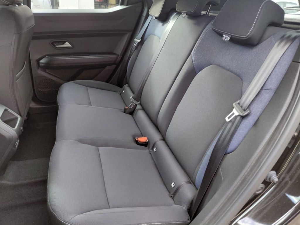 DACIA Duster TCe 130 4x4 Expression - ref: 1-372693 - Photo 7