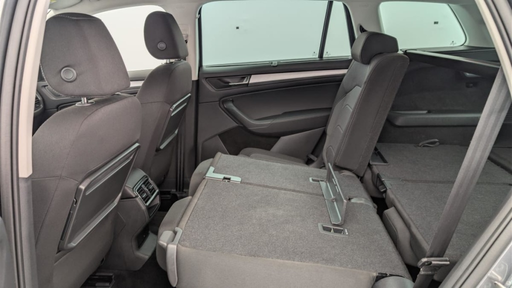 SKODA Kodiaq 2.0 TDI 150 SCR DSG7 7PL BUSINESS - ref: 1-372698 - Photo 12