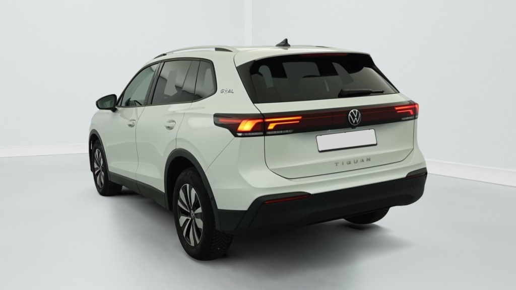 VOLKSWAGEN Tiguan 2.0 TDI 150ch DSG7 Life Plus - ref: 1-373318 - Photo 5