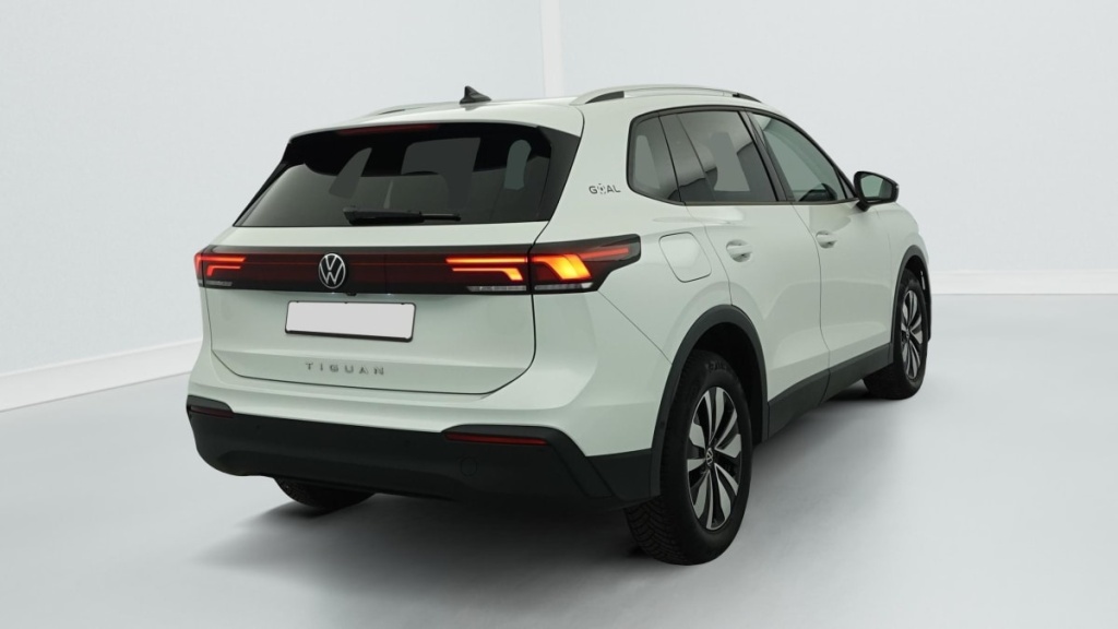 VOLKSWAGEN Tiguan 2.0 TDI 150ch DSG7 Life Plus - ref: 1-373318 - Photo 7