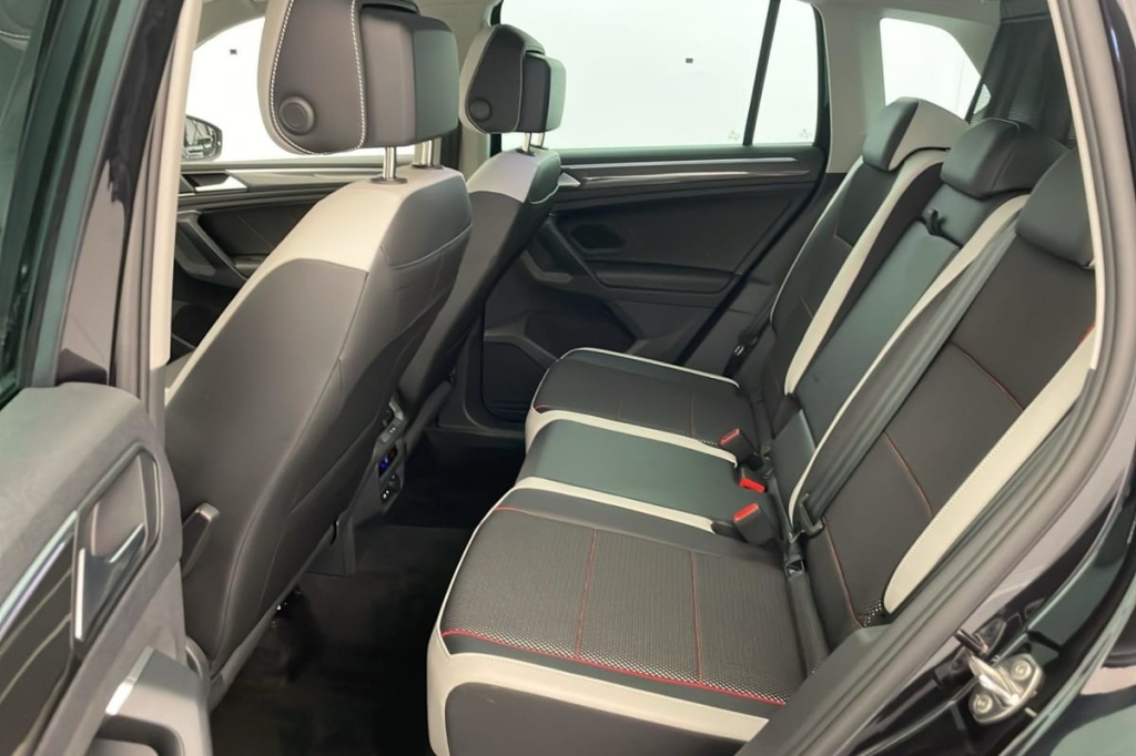 VOLKSWAGEN Tiguan 1.5 TSI 130ch BVM6 Life Plus - ref: 1-373372 - Photo 10
