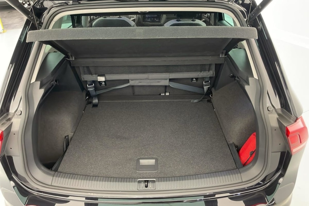 VOLKSWAGEN Tiguan 1.5 TSI 130ch BVM6 Life Plus - ref: 1-373372 - Photo 11