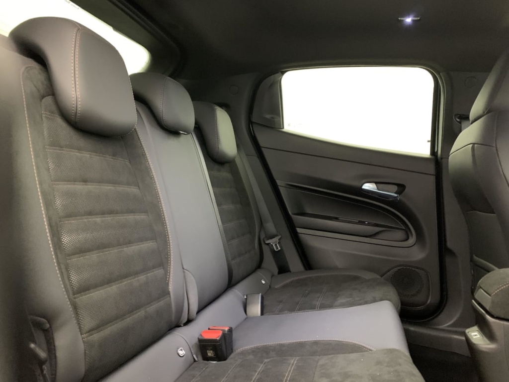 ALFA ROMEO Junior 1.2 Ibrida 145 ch eDCT6 Intensa - ref: 1-373488 - Photo 10