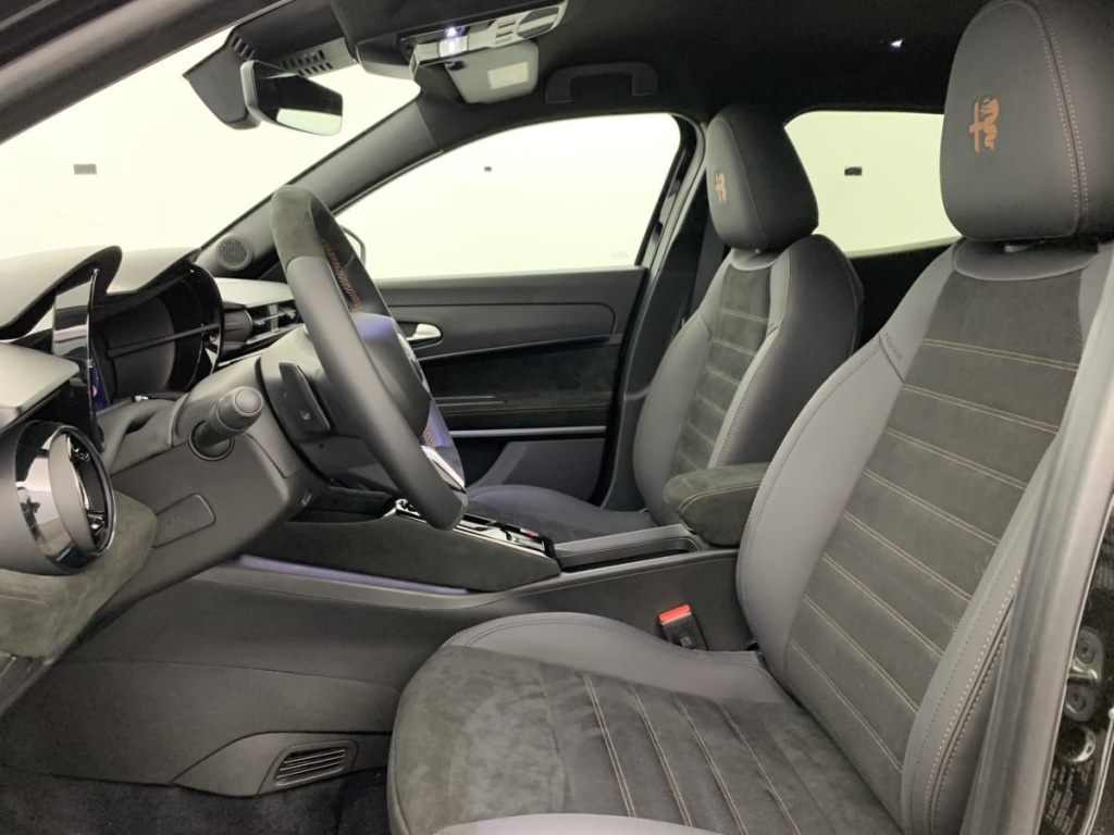 ALFA ROMEO Junior 1.2 Ibrida 145 ch eDCT6 Intensa - ref: 1-373491 - Photo 18