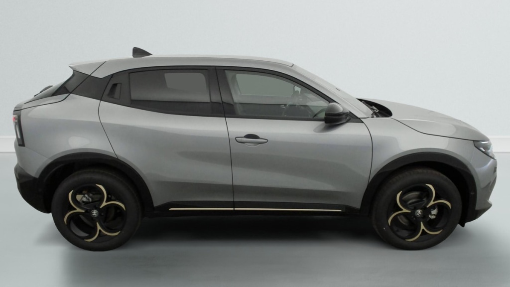 ALFA ROMEO Junior 1.2 Ibrida 145 ch eDCT6 Intensa - ref: 1-373492 - Photo 8