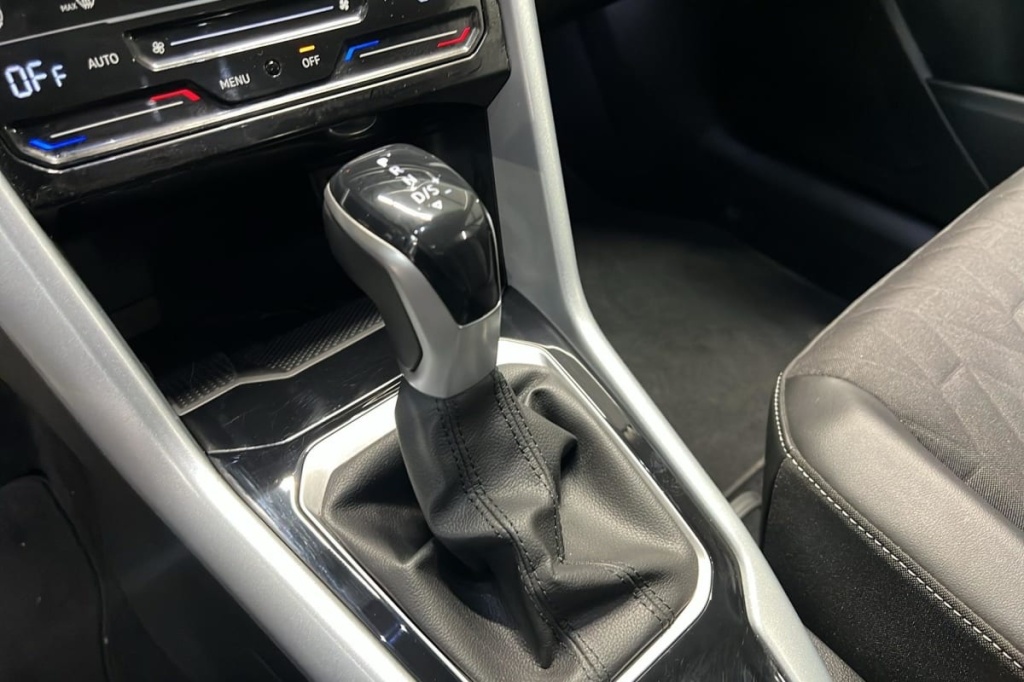 VOLKSWAGEN T-Roc 2.0 TDI 150 Start Stop DSG7 Life Plus - ref: 1-373527 - Photo 16