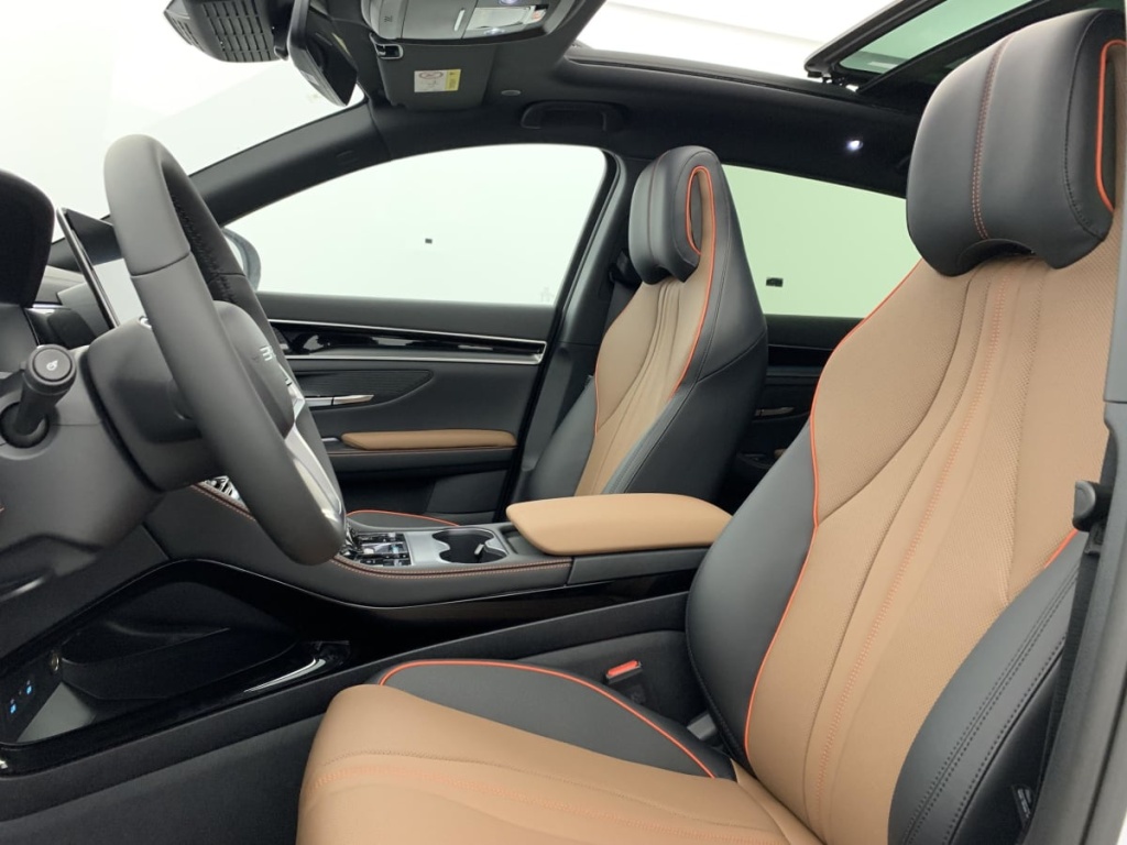 BYD Seal U 1.5l DM-i 218 ch PHEV Boost - ref: 1-373879 - Photo 18