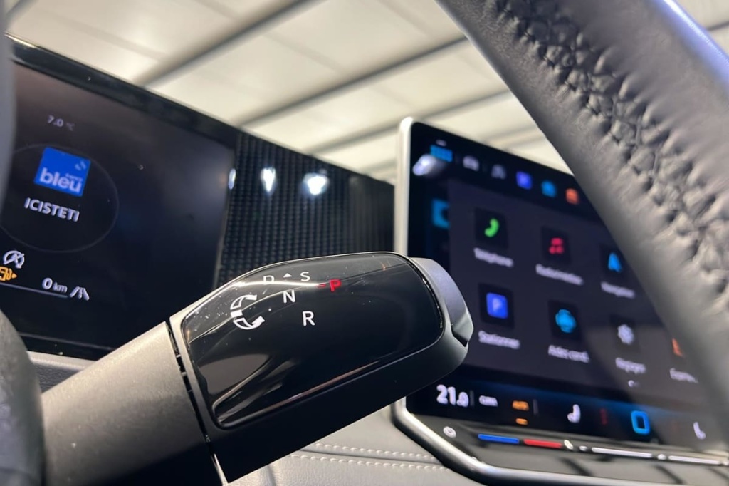 VOLKSWAGEN Tiguan 2.0 TDI 150ch DSG7 VW Edition - ref: 1-373904 - Photo 16