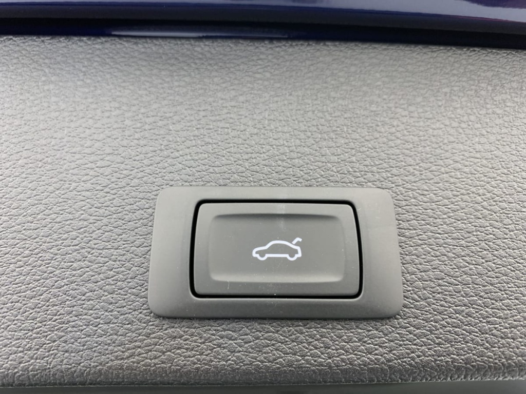 AUDI Q2 35 TFSI 150 S tronic 7 Design - ref: 1-374068 - Photo 19