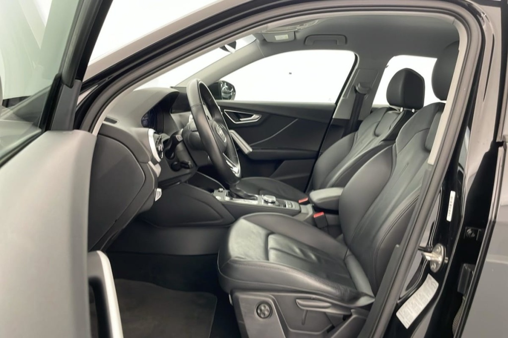 AUDI Q2 35 TDI 150 S tronic 7 quattro Design Luxe - ref: 1-374463 - Photo 9