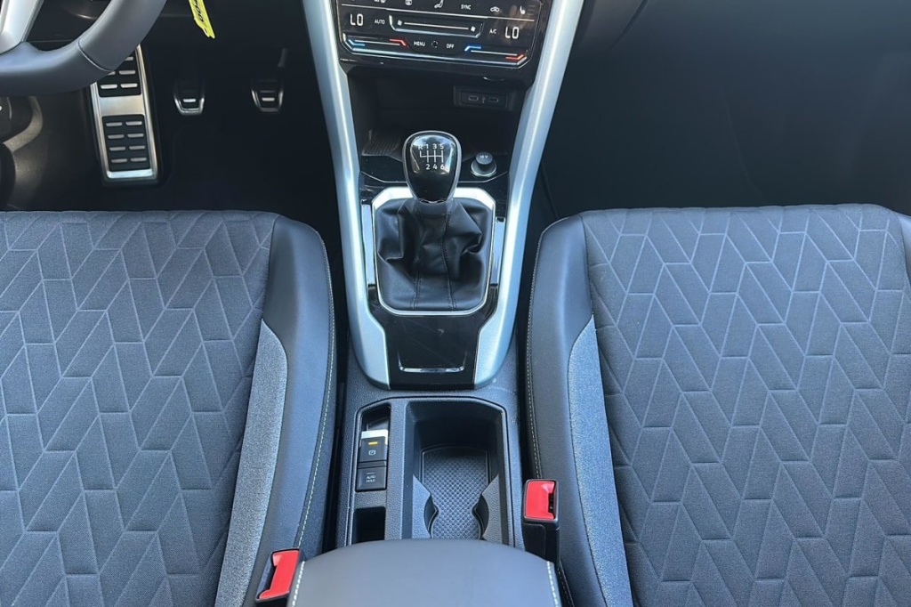 VOLKSWAGEN T-Roc 1.0 TSI 116 Start Stop BVM6 Life Plus - ref: 1-374672 - Photo 17