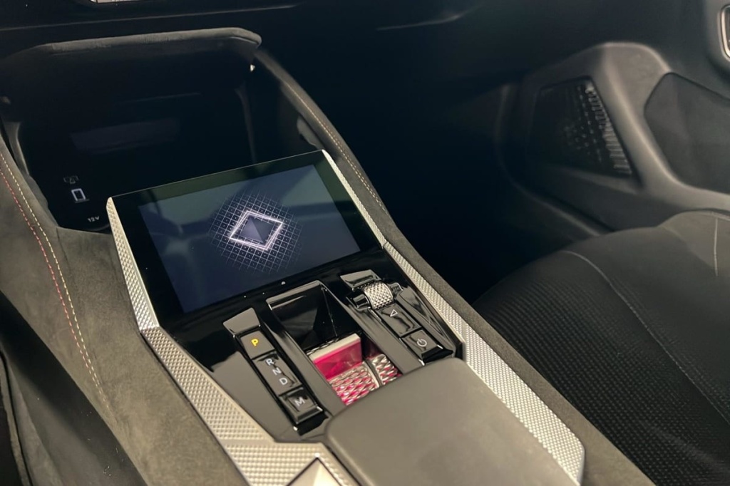 DS DS4 PureTech 130 EAT8 Performance Line - ref: 1-374729 - Photo 16