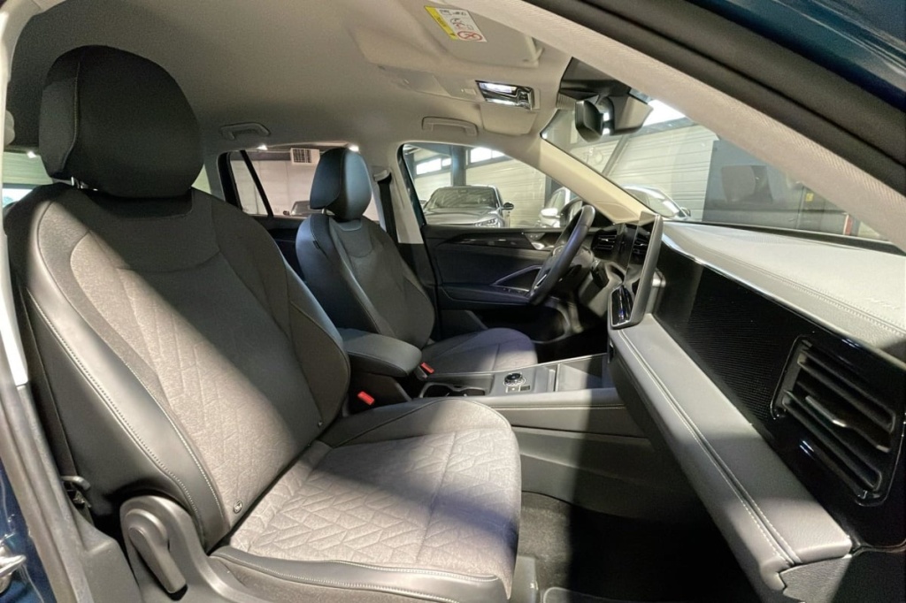 VOLKSWAGEN Tiguan 1.5 eTSI 131ch DSG7 Life Plus - ref: 1-374730 - Photo 9